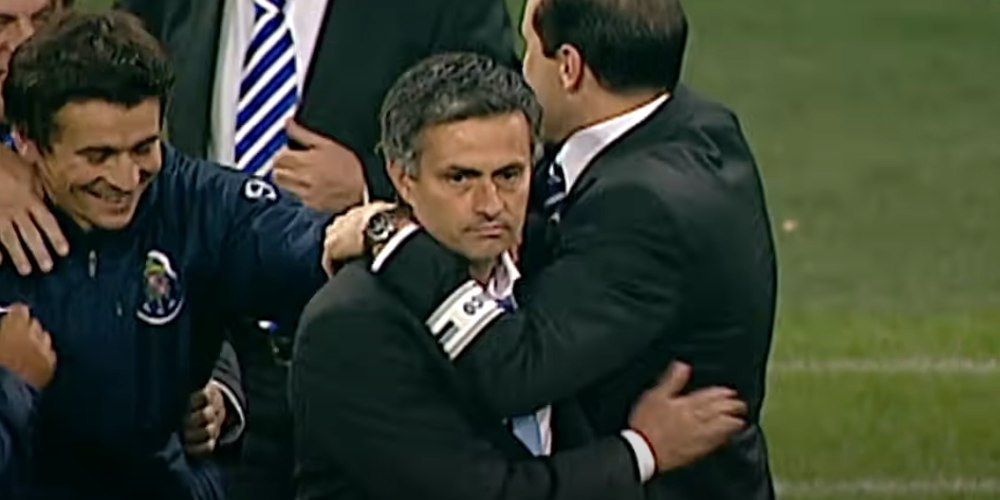 Josè Mourinho ai tempi del Porto, prima di approdare all'Inter